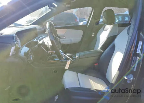 2020 Mercedes-Benz A 35 Amg z USA, uszkodzony, nr VIN W1K3G5BBXLJ230900